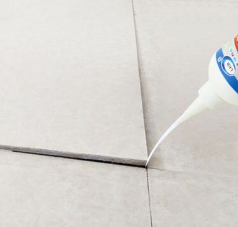 大理瓷砖空鼓维修公司分享卫生间瓷砖脱落的原因可能有以下几点